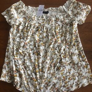 American Eagle top